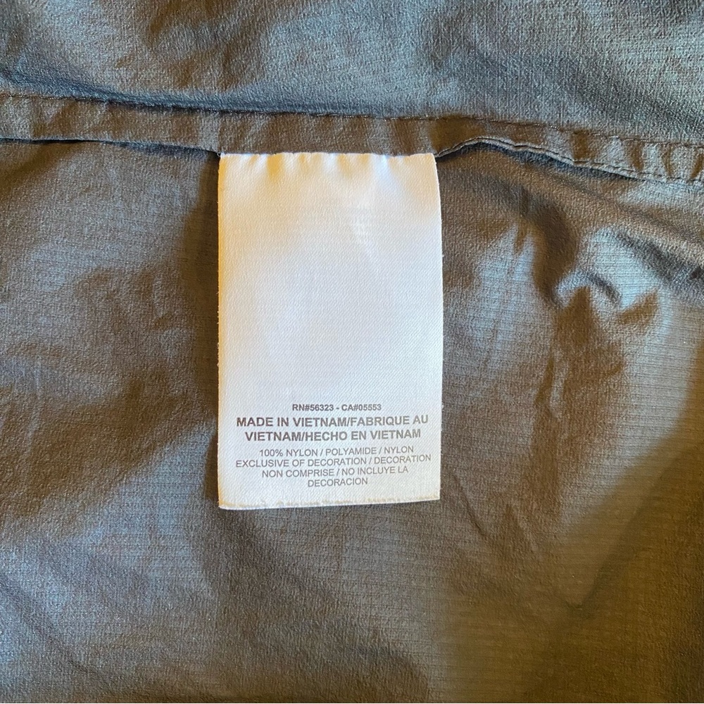 Nike Impossibly Light Running Jacket - image 8